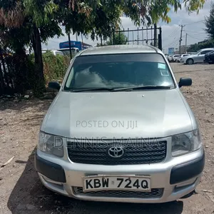 Toyota Succeed 2007 Silver