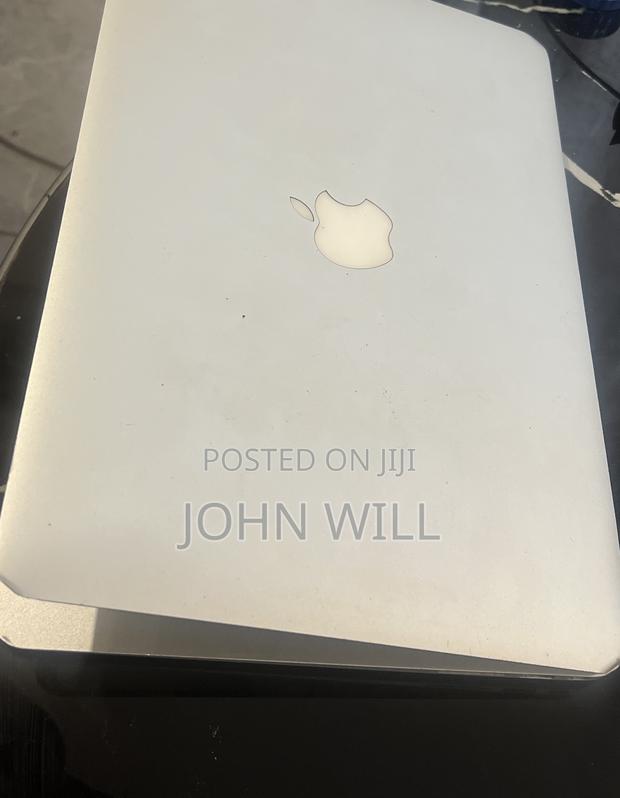 Laptop Apple MacBook Air 4GB Intel Core i5 SSD 128GB - thumbnail 3