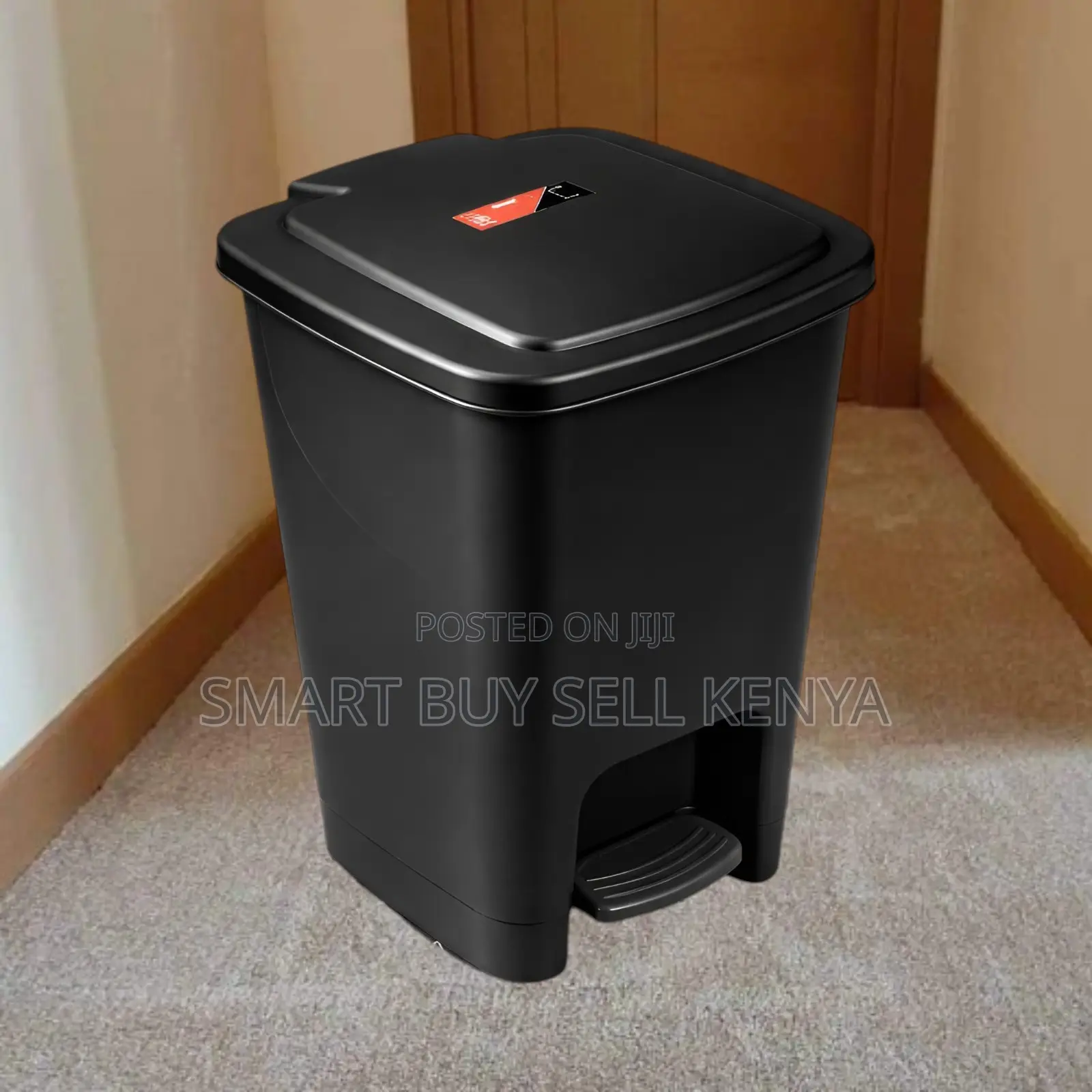 Daily Utility 30l Hard Plastic Step Pedal Waste Bin for Households