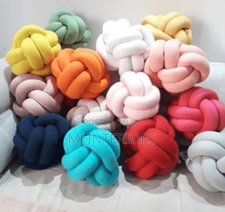 Knotty Comfort Pillows