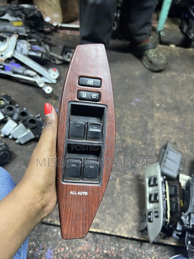 Allion/Premio 260 Main Switch