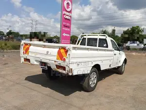 Tata Xenon 2018 White