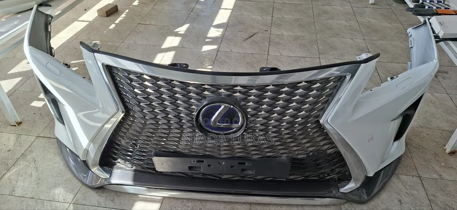 Lexus Rx 300/450 Front Bumper Super Clean