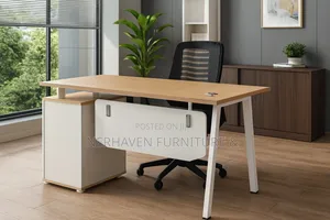 1.4 Executive Office Desk – Modern Workspace for Professional Offices