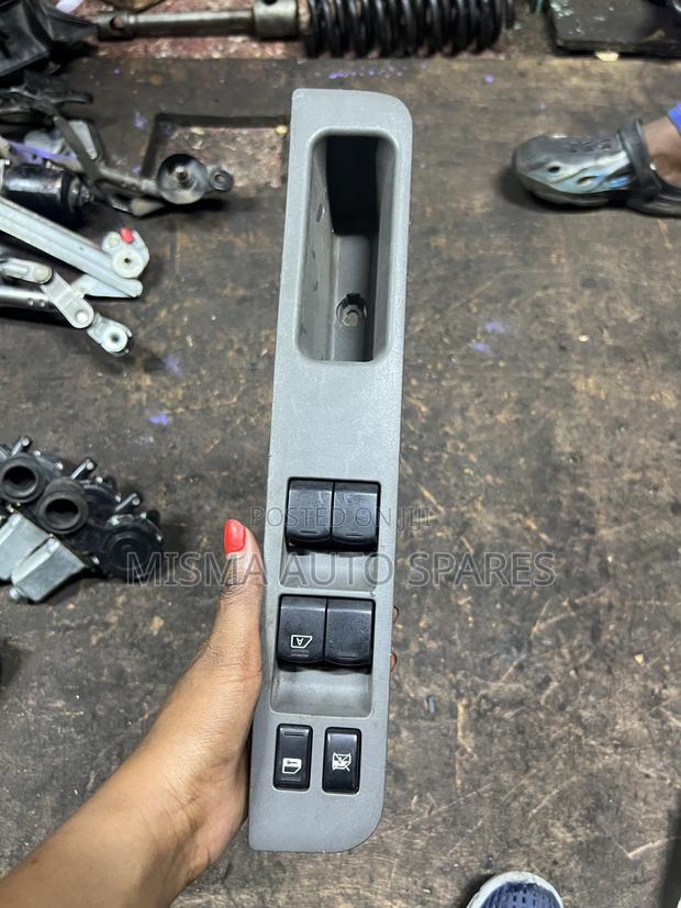 Nissan Tiida Door Main Switch