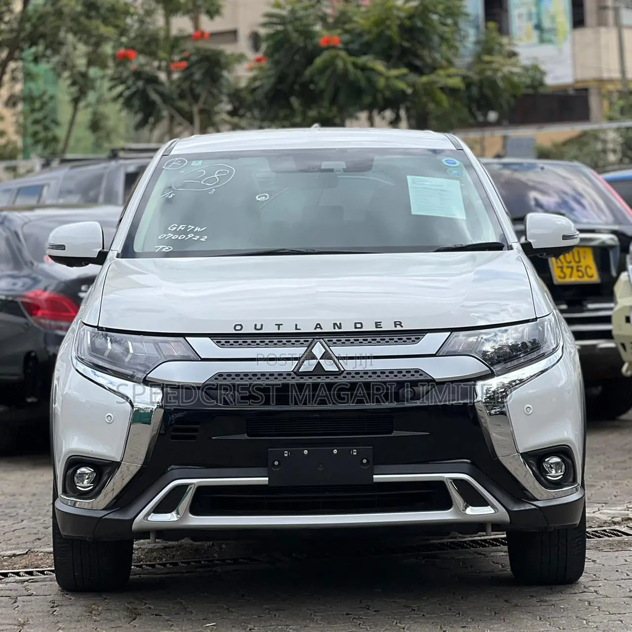 Mitsubishi Outlander 2020 White