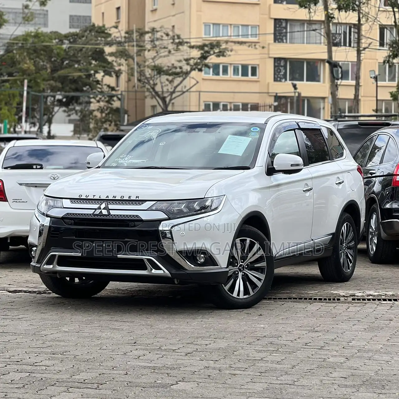 Mitsubishi Outlander 2020 White