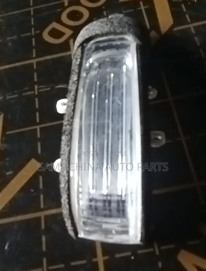 Side Mirror Indicator/Blinker Toyota Allion 260