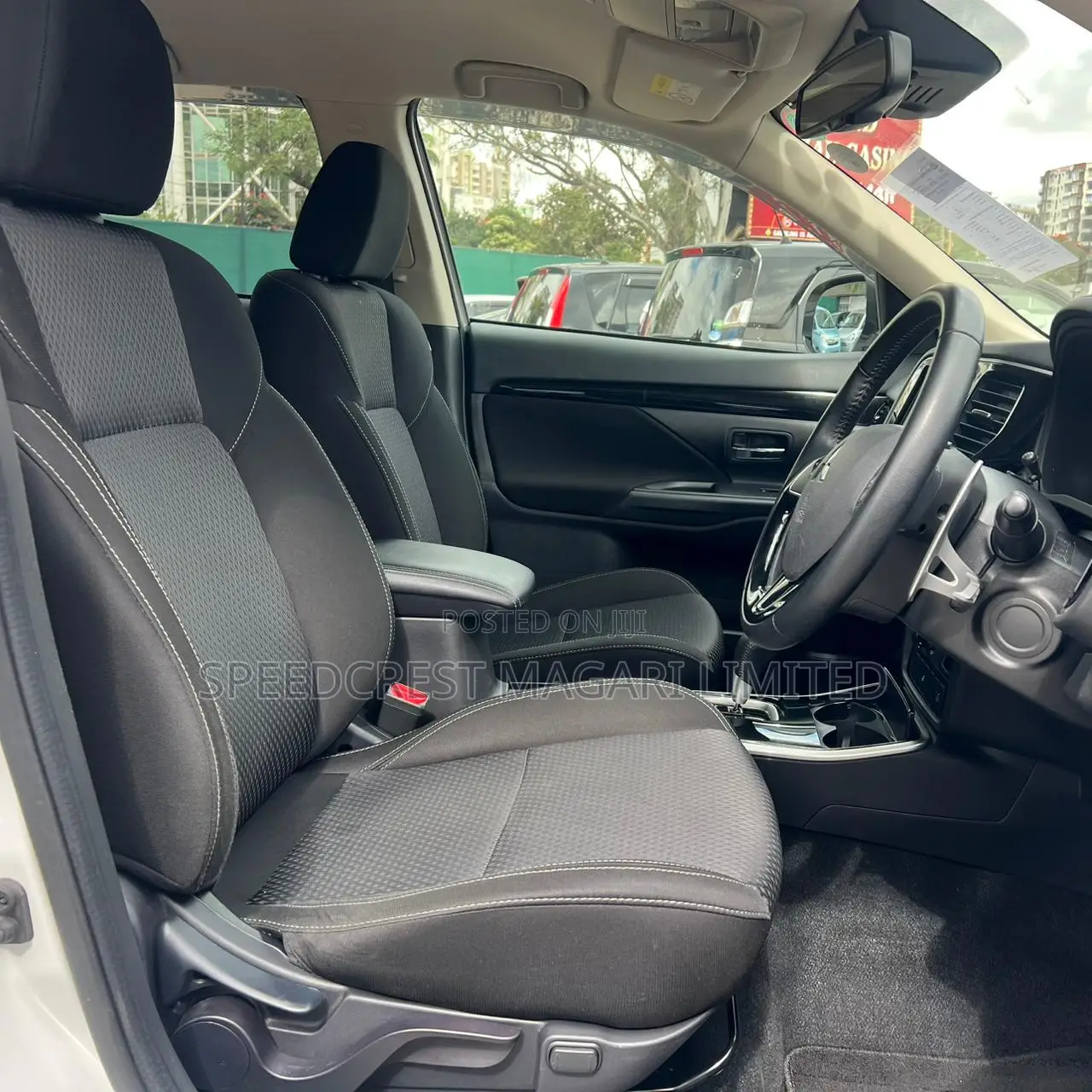 Mitsubishi Outlander 2020 White