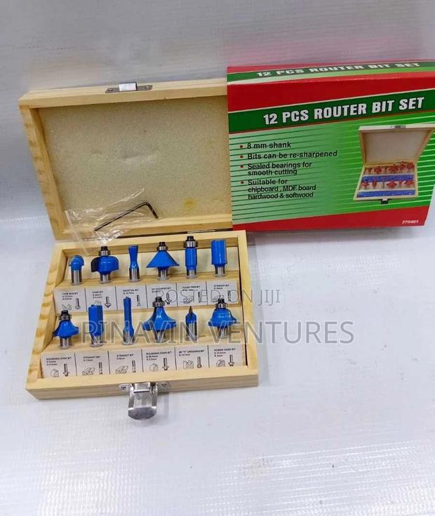 12-Piece Tungsten Carbide Tipped (Tct) Router Bit Set 8mm