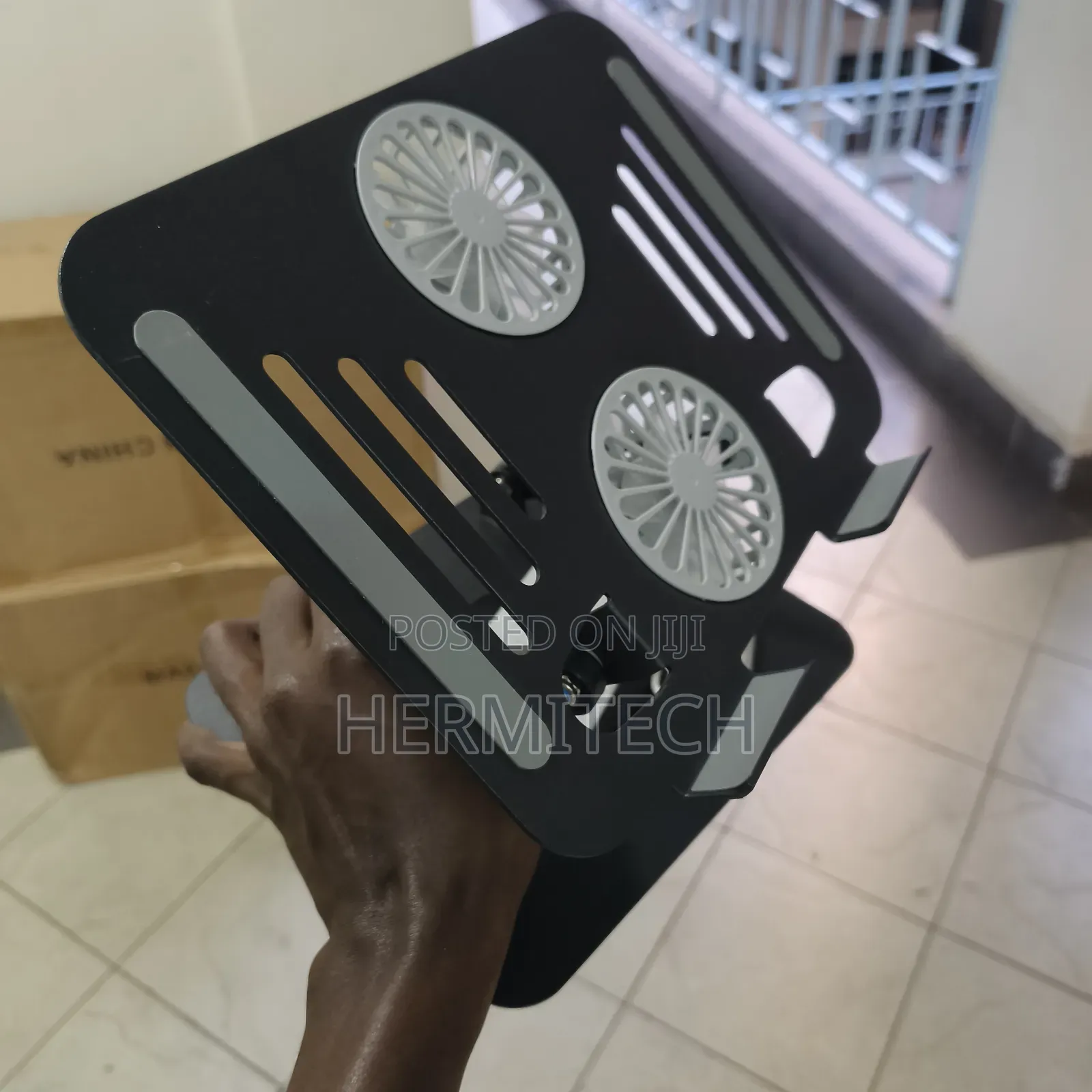 Multifunctional Laptop Stands Available for Pc and Computers