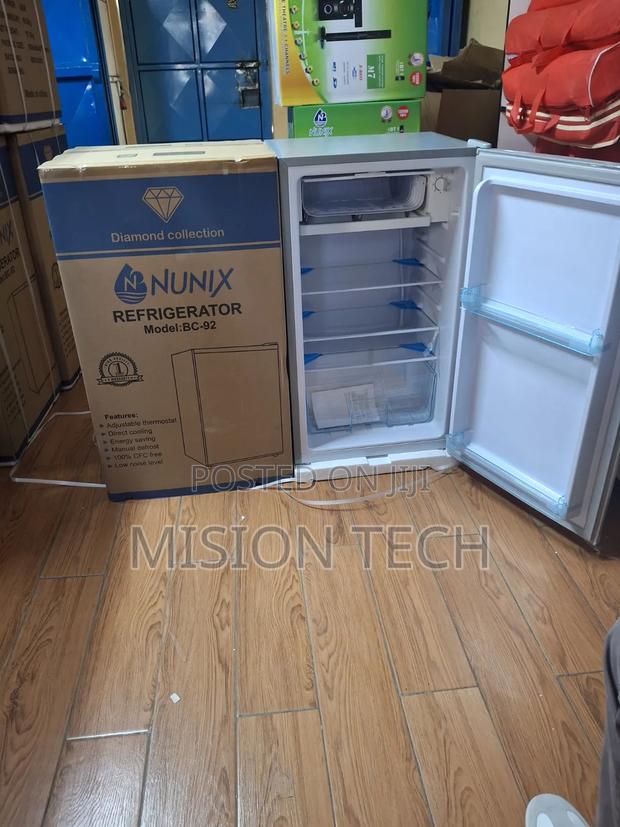 Nunix Bc-92 Single-Door Refrigerator**