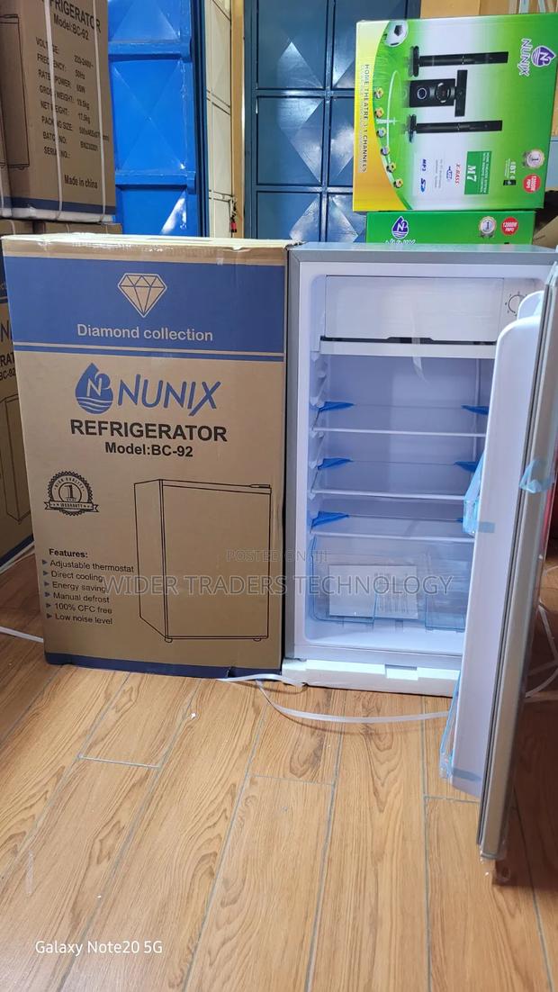 Nunix Bc-92 Single-Door Compact Refrigerator Silver - thumbnail 2