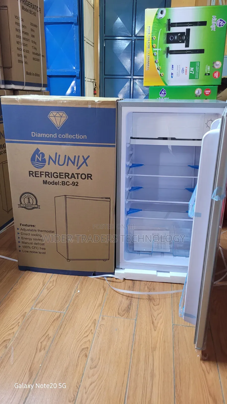 Nunix Bc-92 Single-Door Compact Refrigerator Silver