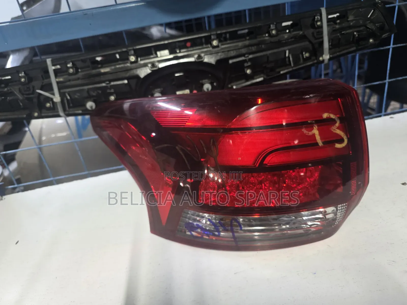 Mitsubishi Outlander 2017 Taillight