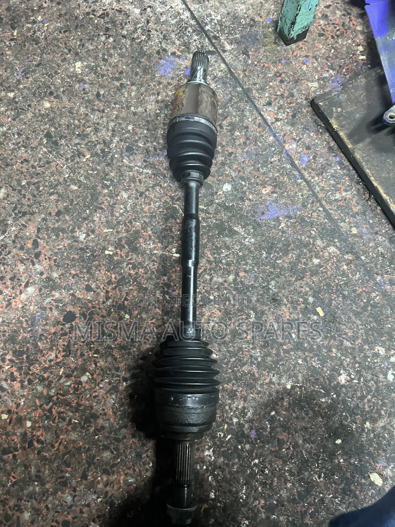 Nissan Tiida Driveshafts