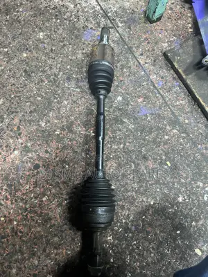Nissan Tiida Driveshafts