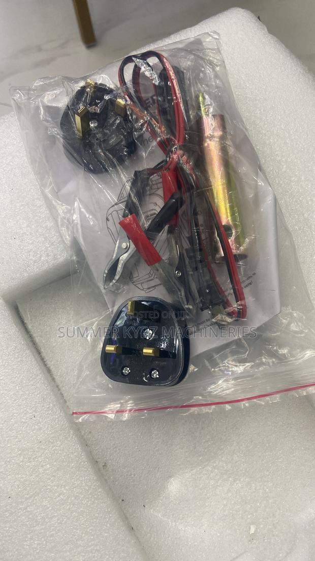 Type G Electrical Plug - thumbnail 2
