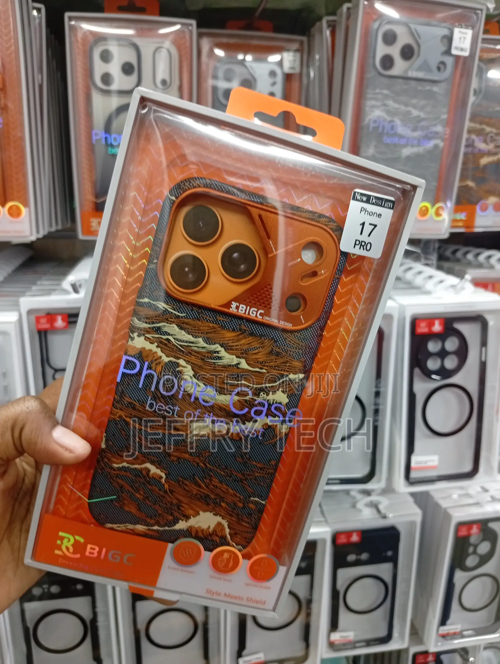 iPhone 17 Pro Blue Wave-Patterned Lower Section Cover