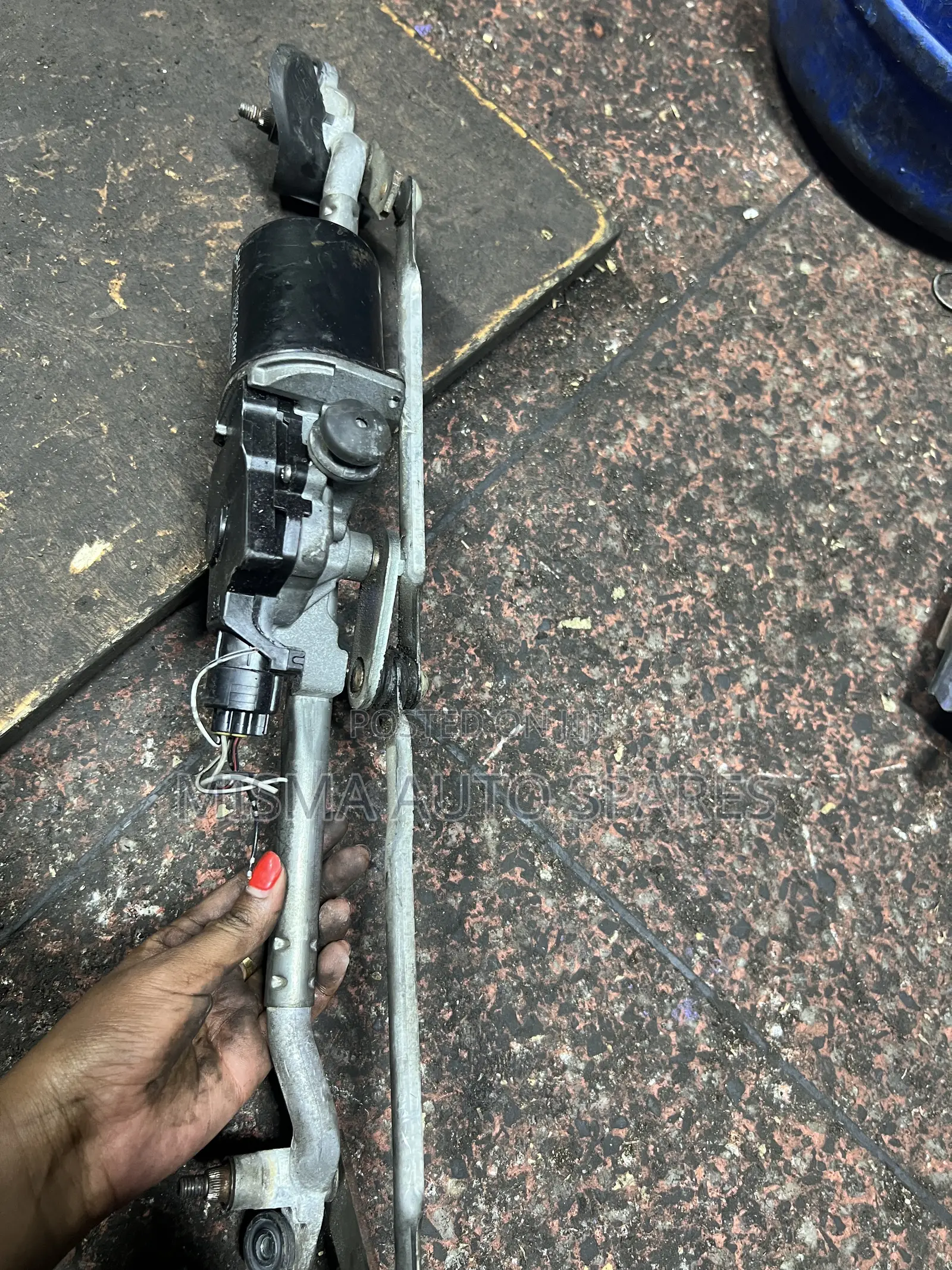 Wiper System for Probox