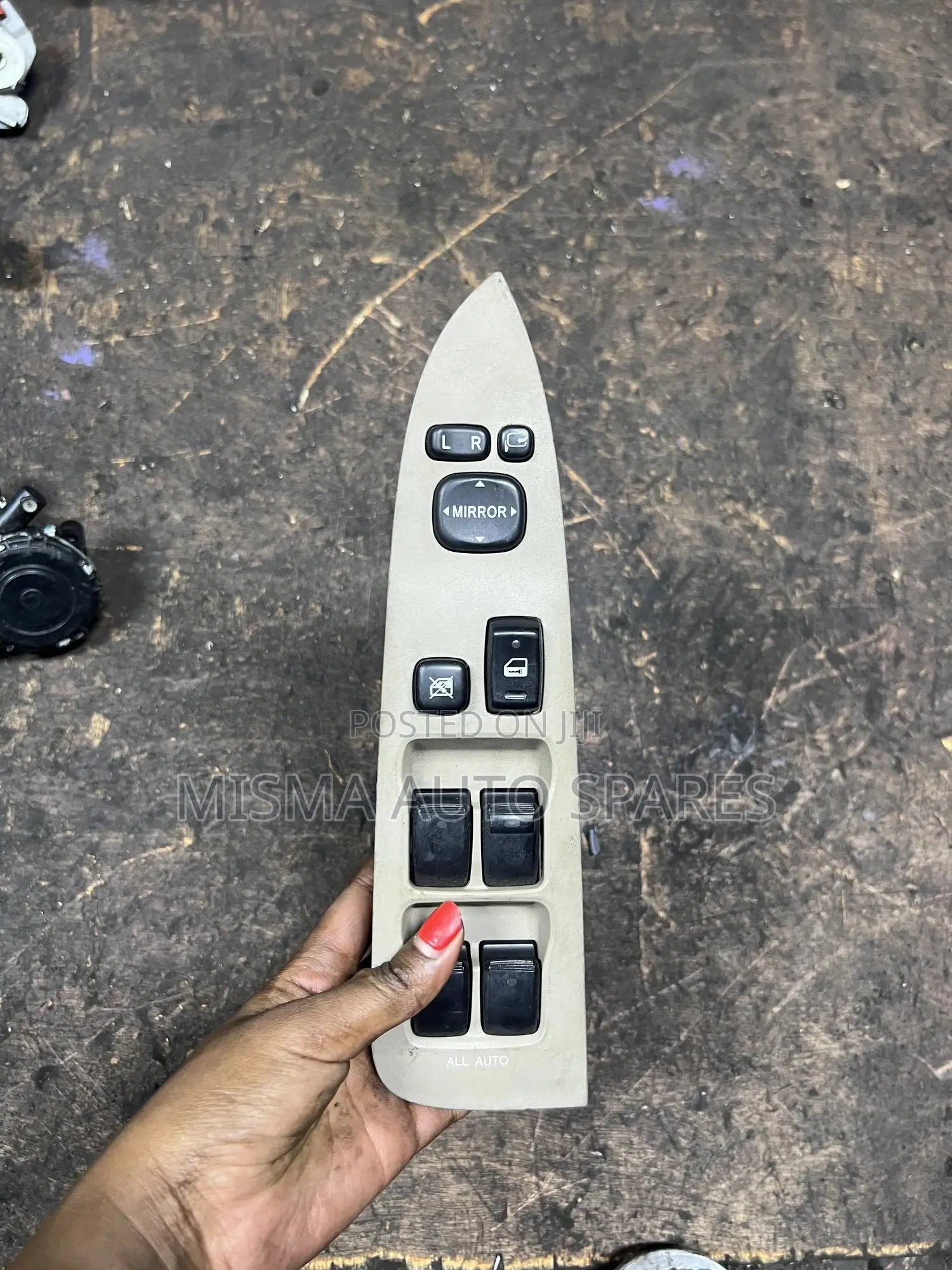 Door Main Switch Fir Fielder 2005 Model