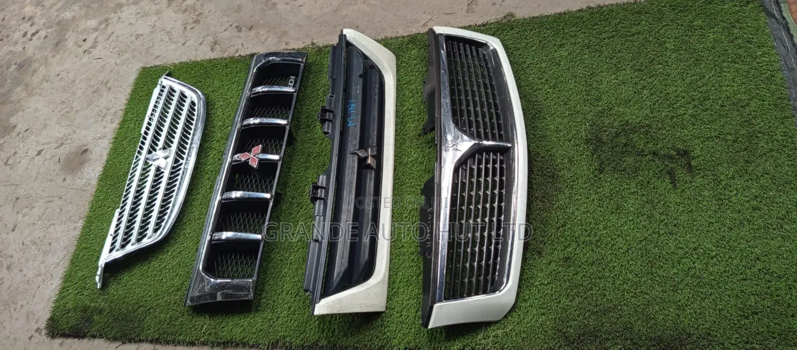 Airtreck,Pajero Mini, Chariot Grill