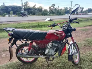 Bajaj Boxer 100 2022 Red