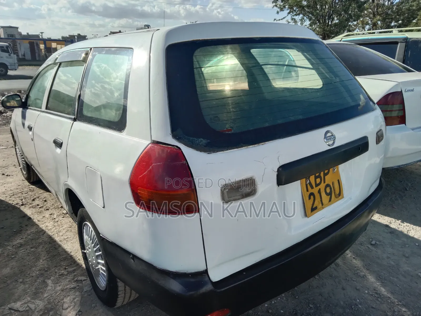 Nissan Advan 2005 White