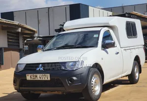 Mitsubishi L200 2009 White