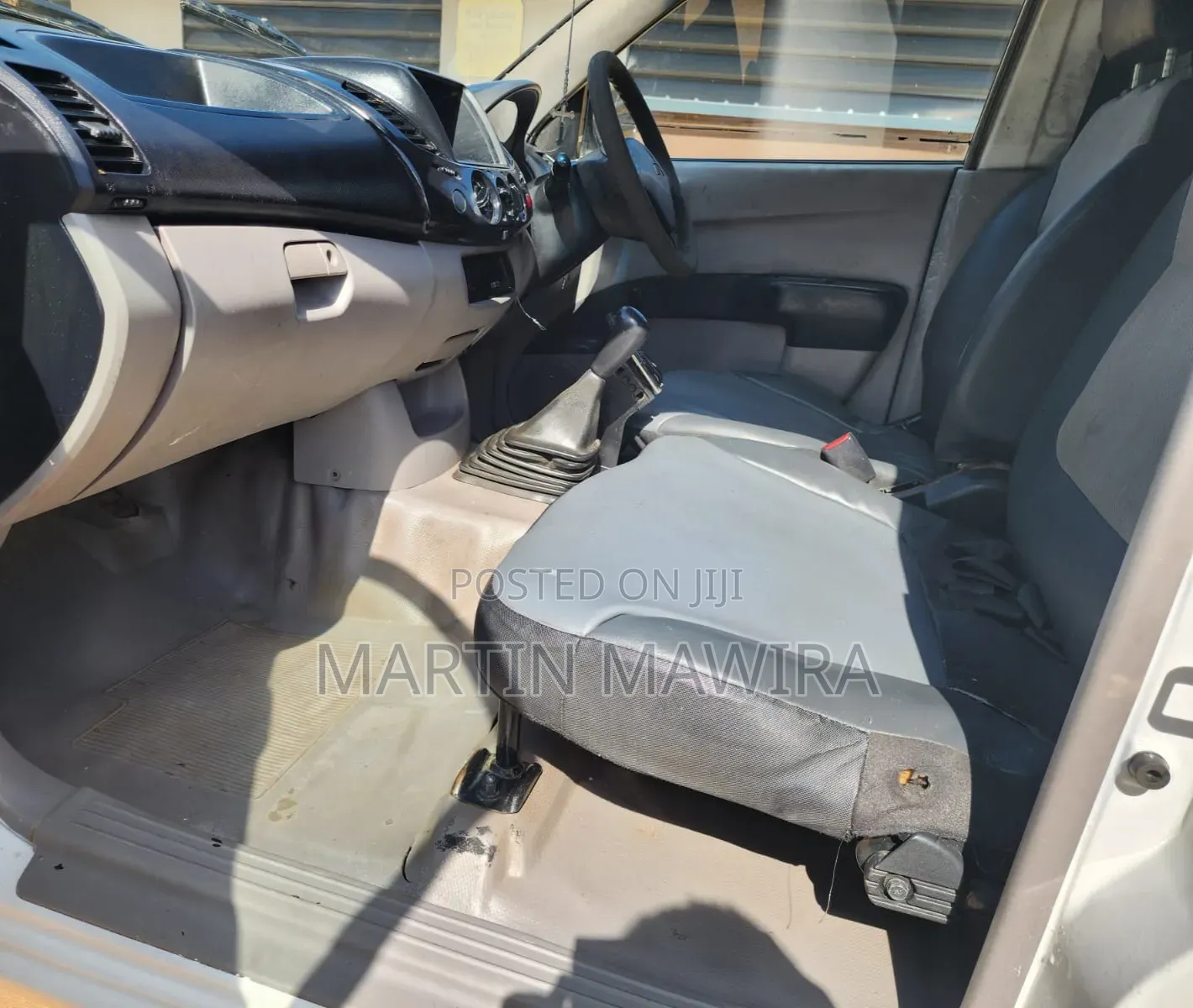 Mitsubishi L200 2009 White