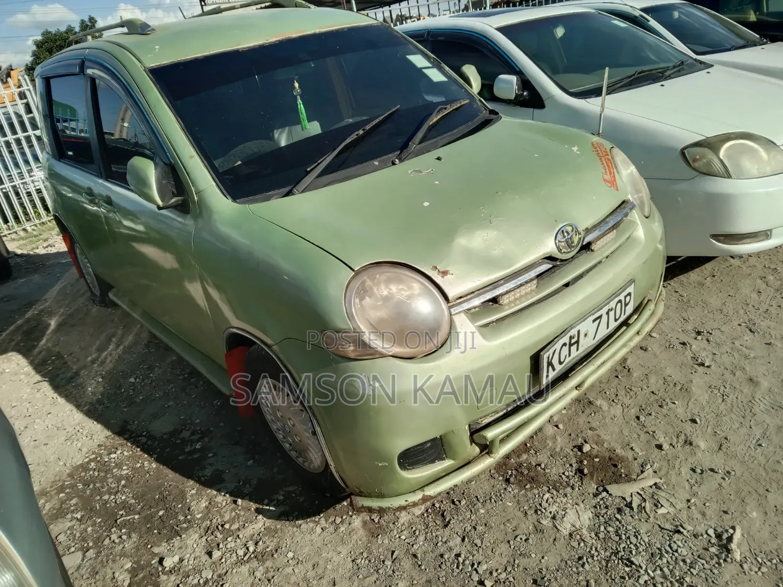 Toyota Sienta 2008 Green