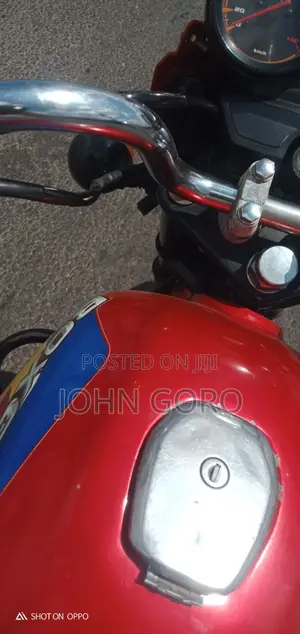 Bajaj Boxer 150 UG 2021 Red