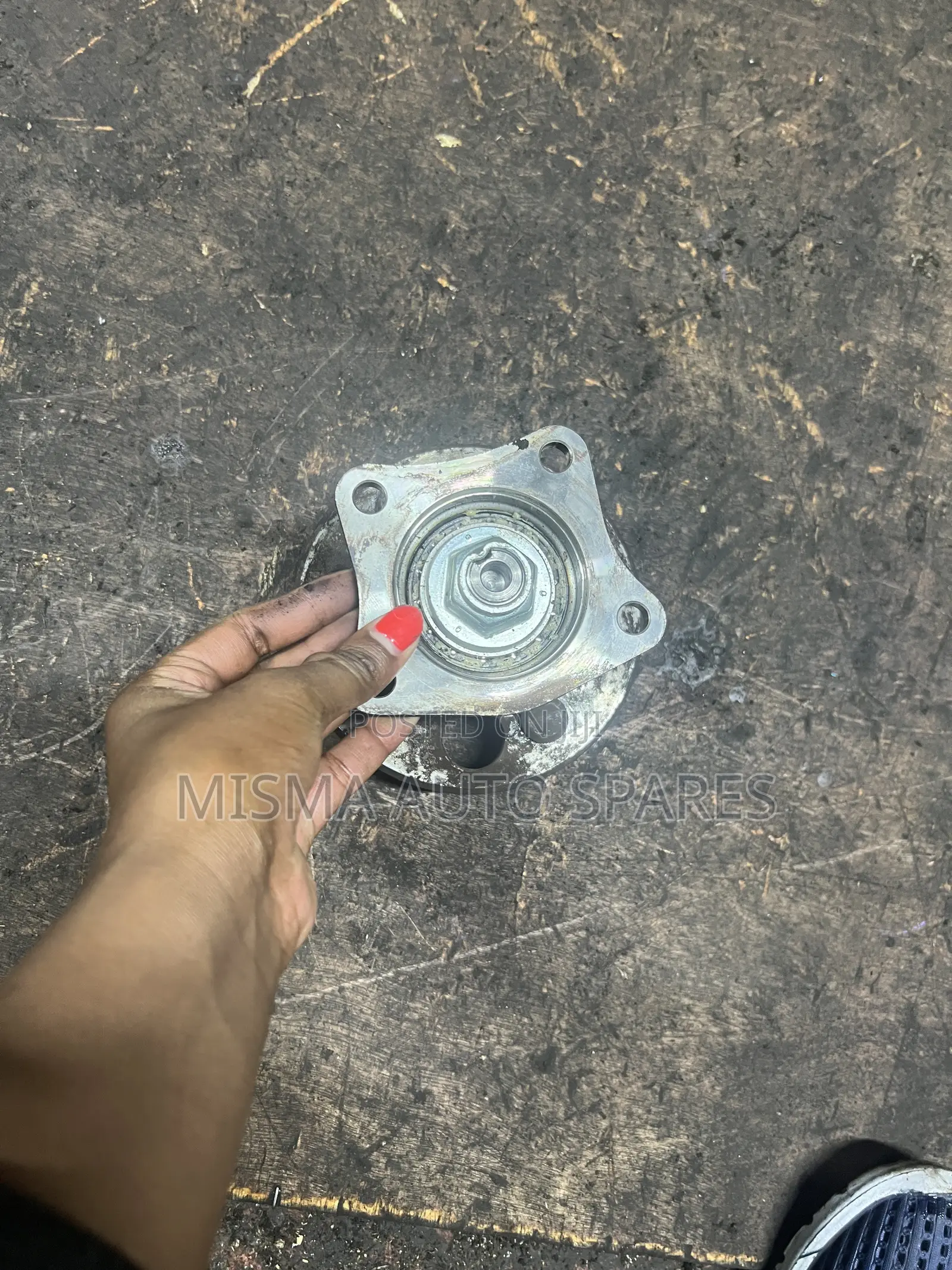 Corolla Rear Hub