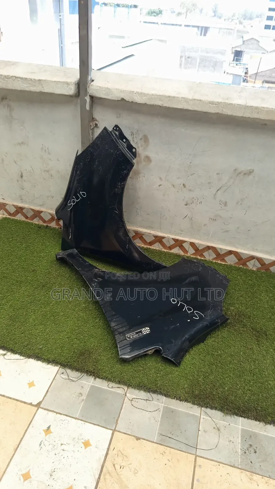 Suzuki Solio Fender/Wing