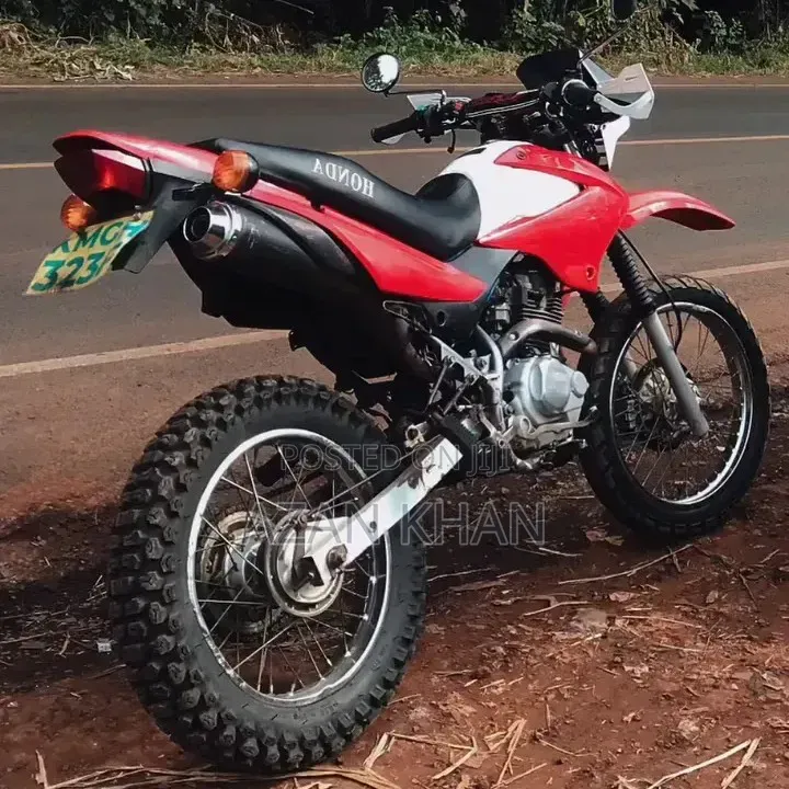 Honda 2011 Red