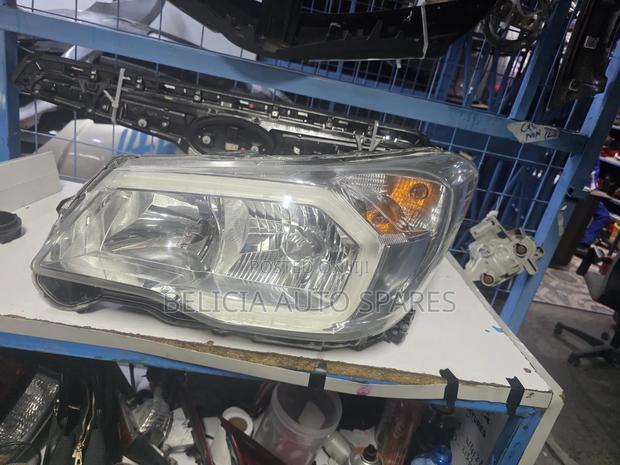 Subaru Forester Sj5 Xenon Headlight