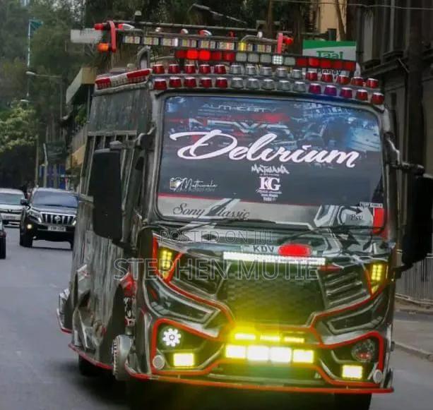 Toyota Grand HiAce 2020 Black - thumbnail 4