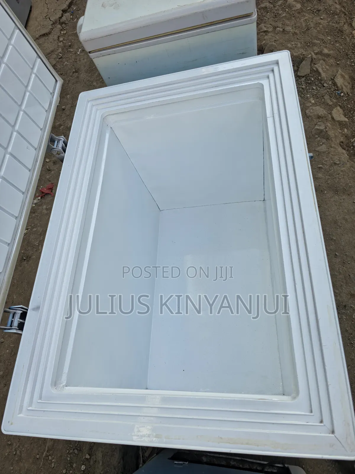 Single Door Freezer 270l