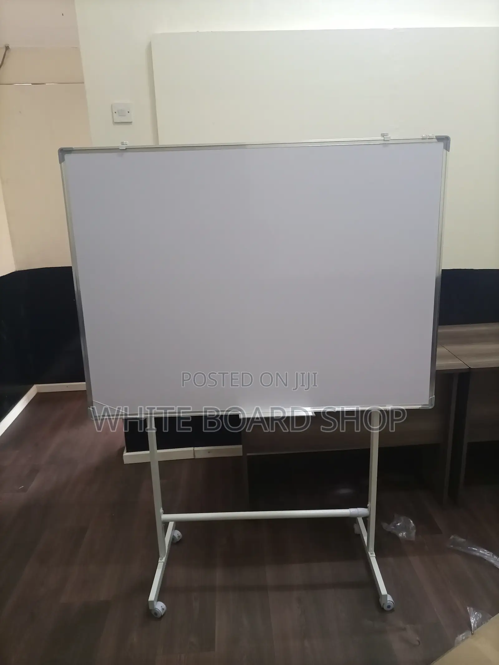 Portable Whiteboard 6ft X 4ft – The Perfect Presentation Solution!