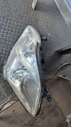 Toyota Crown Headlight Xenon 2010-2013 Model