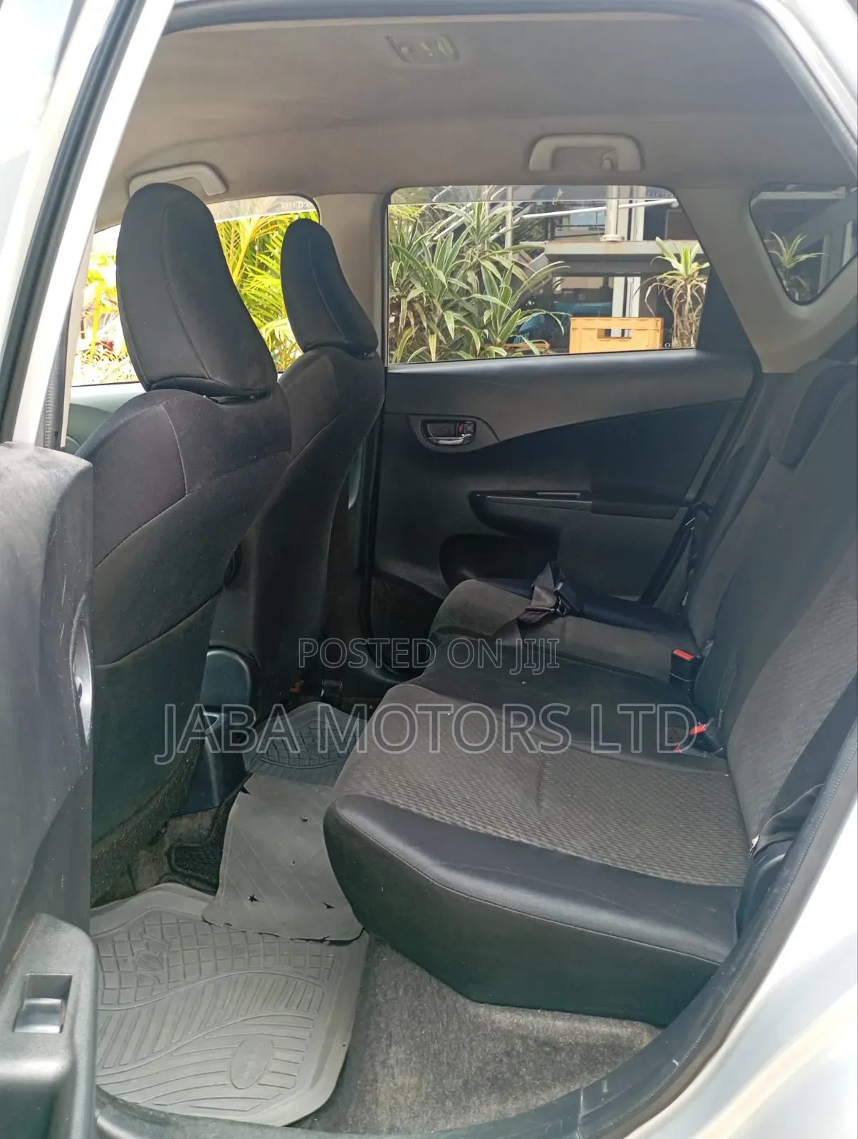 Toyota Ractis 2012 Silver