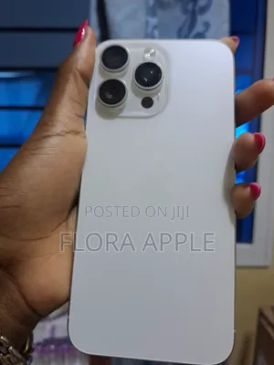 Apple iPhone 15 Pro Max 512 GB White