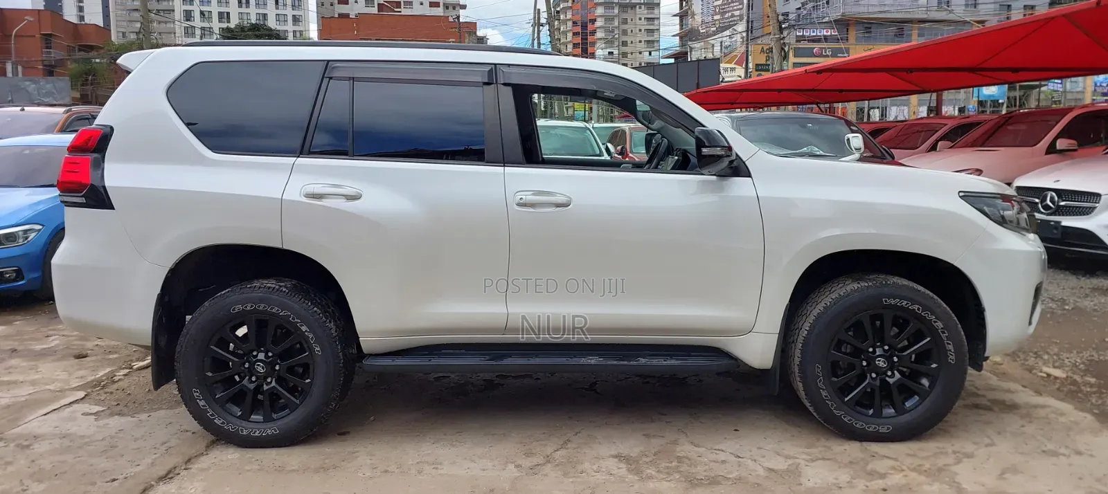 Toyota Land Cruiser Prado 2021 White