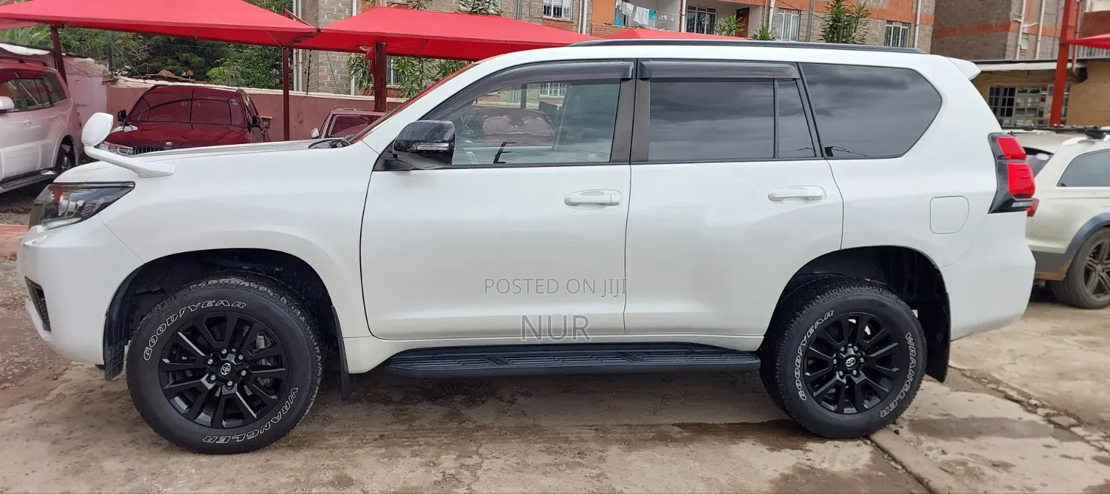 Toyota Land Cruiser Prado 2021 White