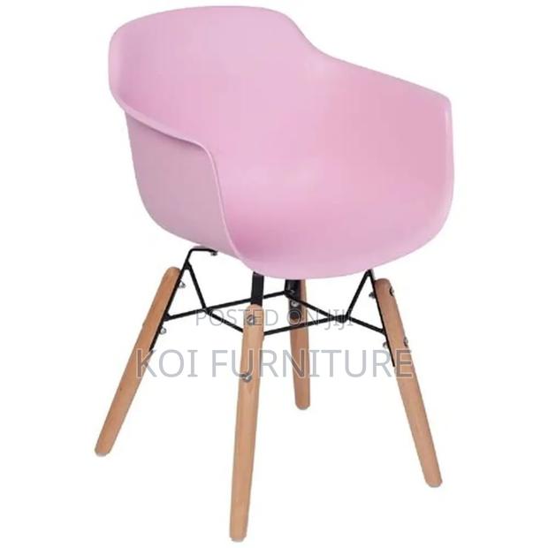 Dining Chairs; Eames Home Dining Chairs With Armrest - thumbnail 4