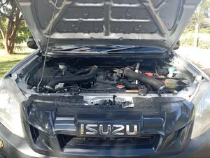Isuzu D-MAX 2015 Silver