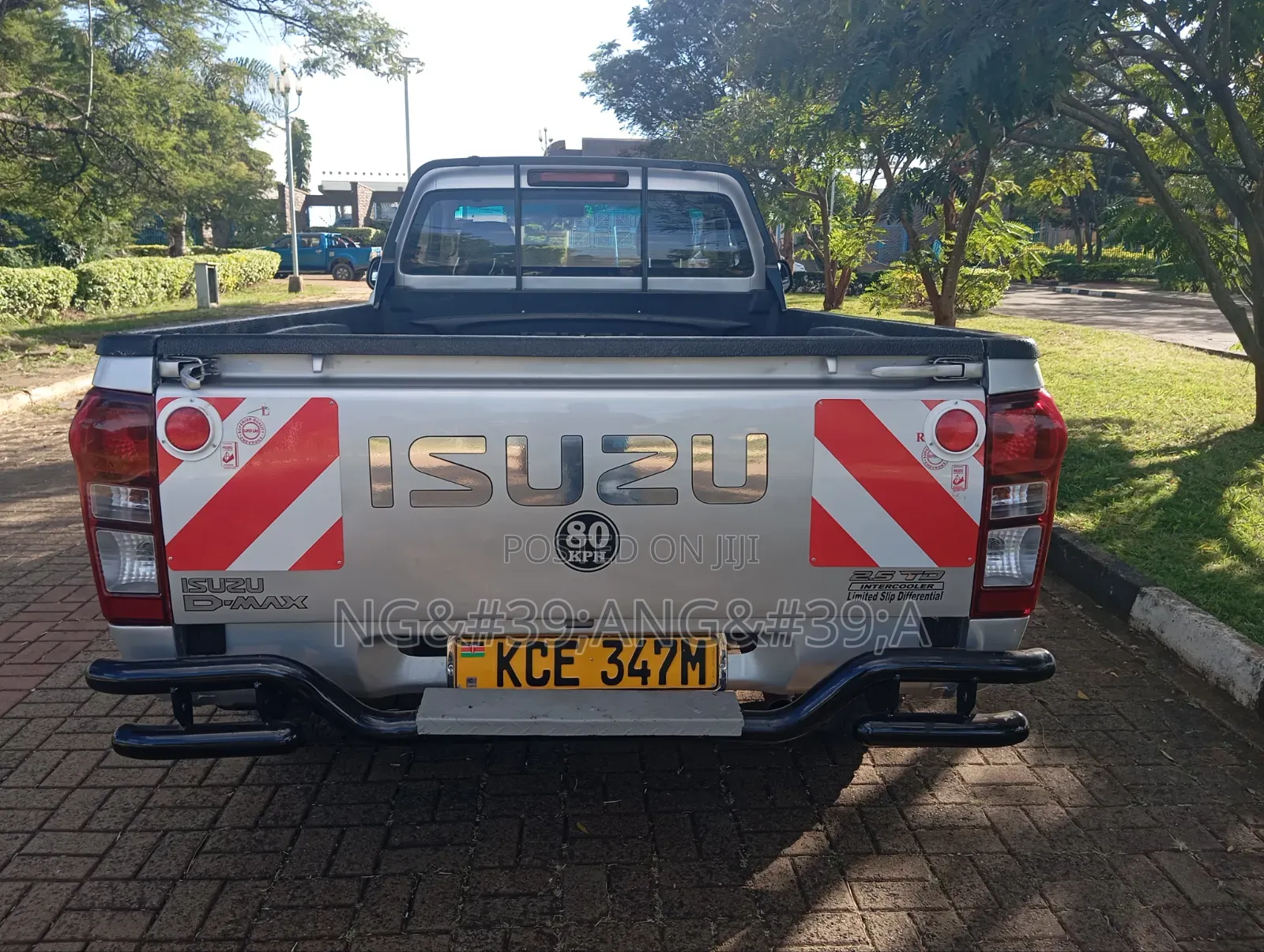 Isuzu D-MAX 2015 Silver