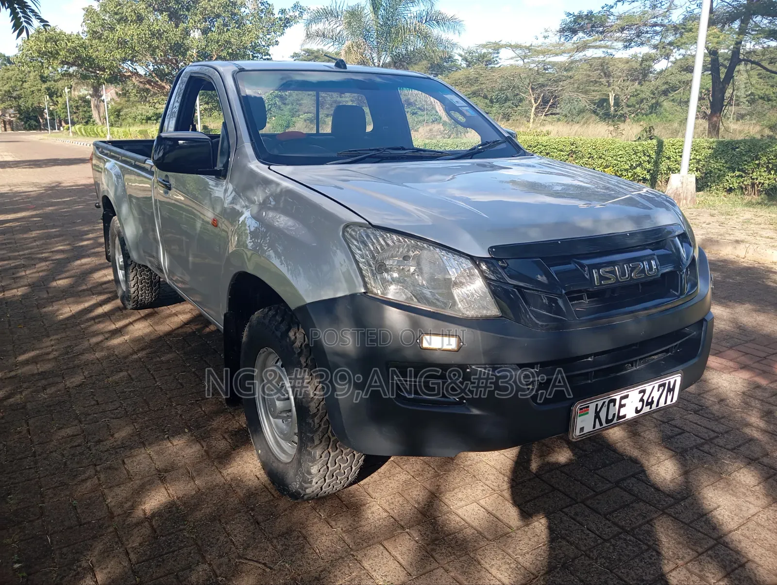 Isuzu D-MAX 2015 Silver