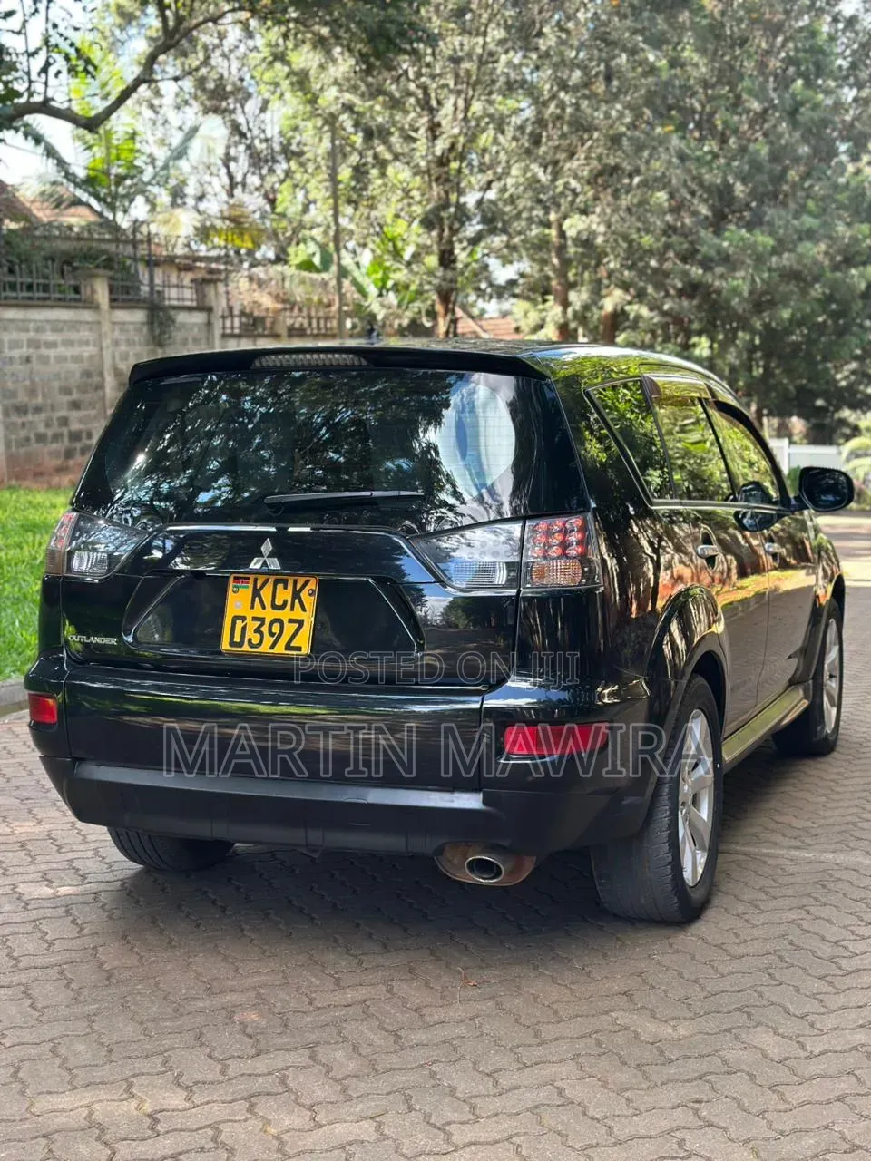 Mitsubishi Outlander 2010 Black