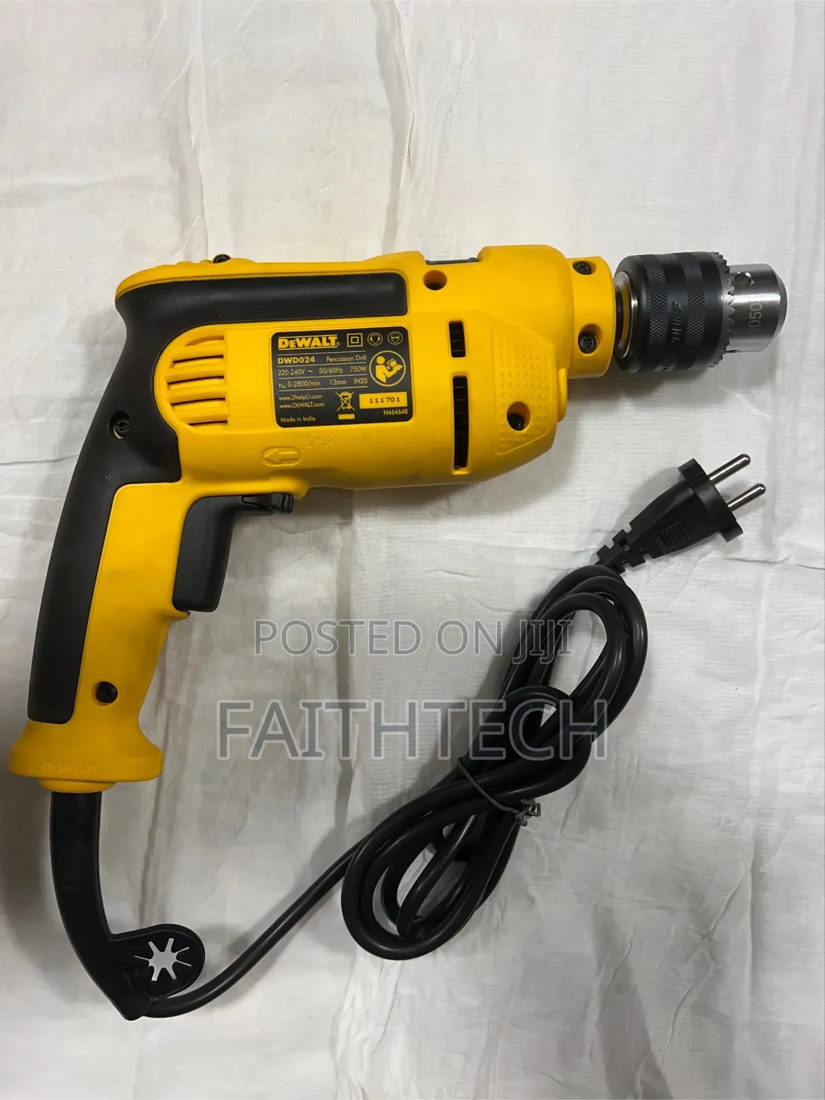 Dewalt Drill Corded 650 W